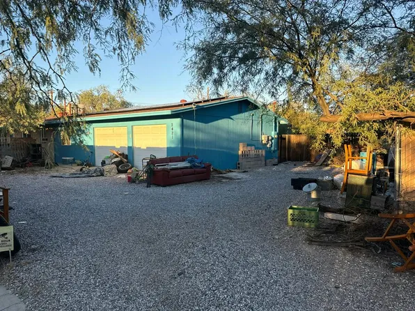 2421 E Blacklidge Dr, Tucson, AZ 85719