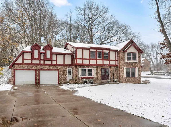 16810 Rockridge Ln, Granger, IN 46530