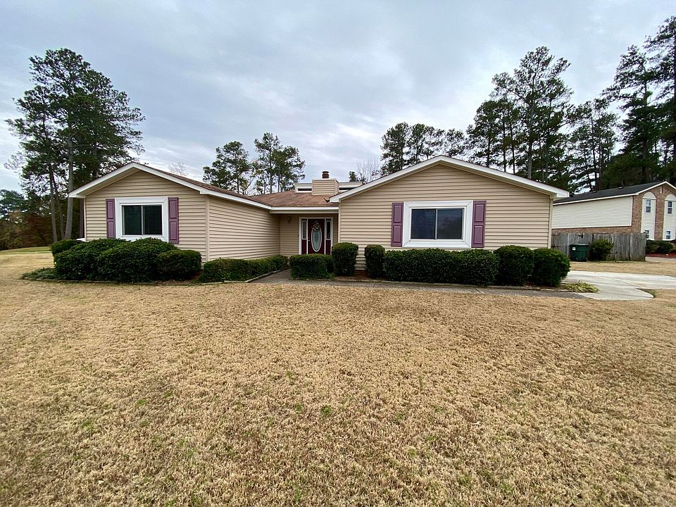 1st image of 141 Greenwood Drive