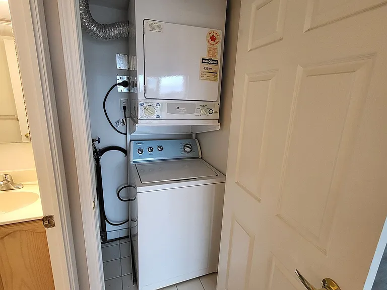 20 Olive Ave #802 — Photo 10