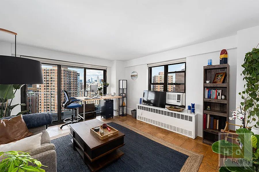 1st image of 264 Broadway APT C2003