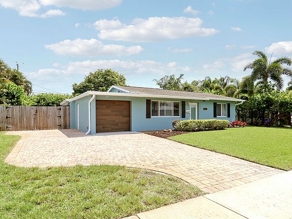 3rd image of 940 Dogwood Road