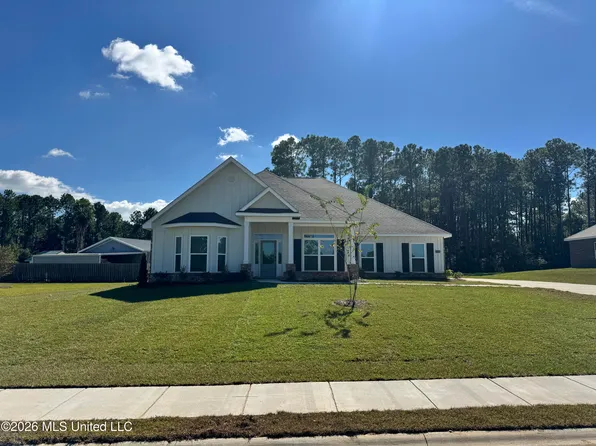 14245 Quill Ave, Biloxi, MS 39532