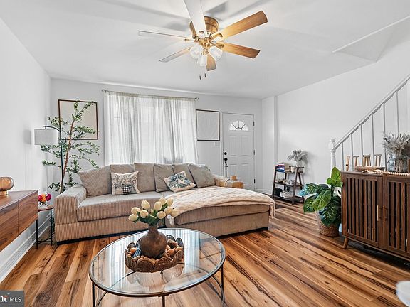 3rd image of 6604 Algard St