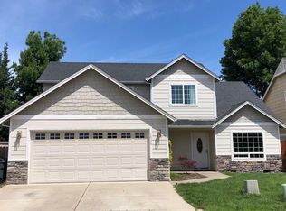 1066 Cathedral Way, Central Pt, OR 97502