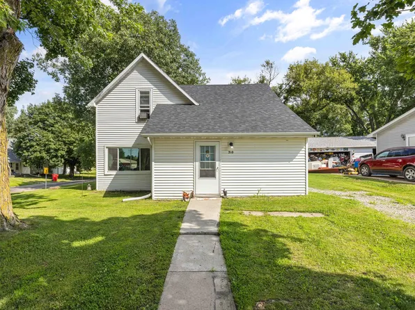 210 Warner St, Colo, IA 50056