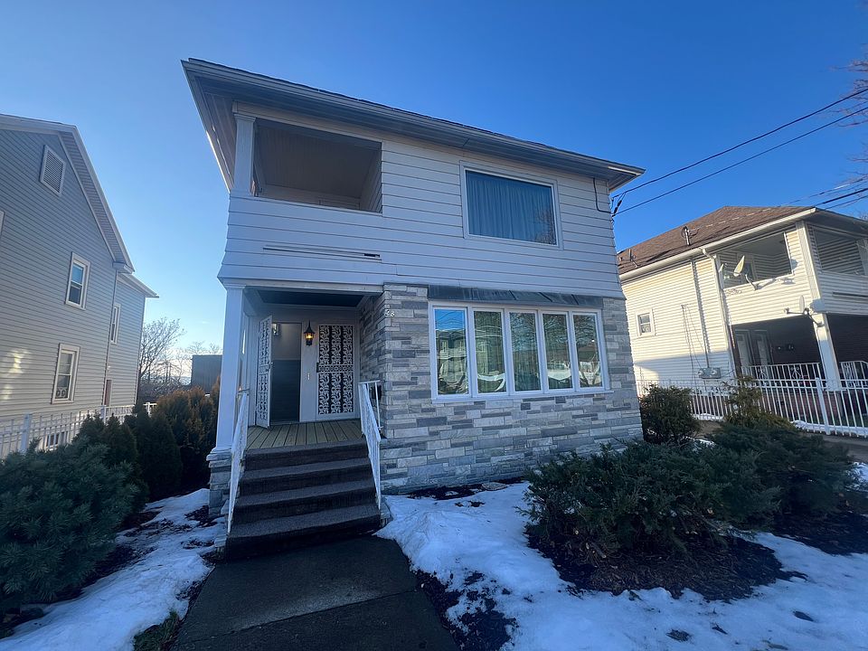 1st image of 28 Tompkins St #1
