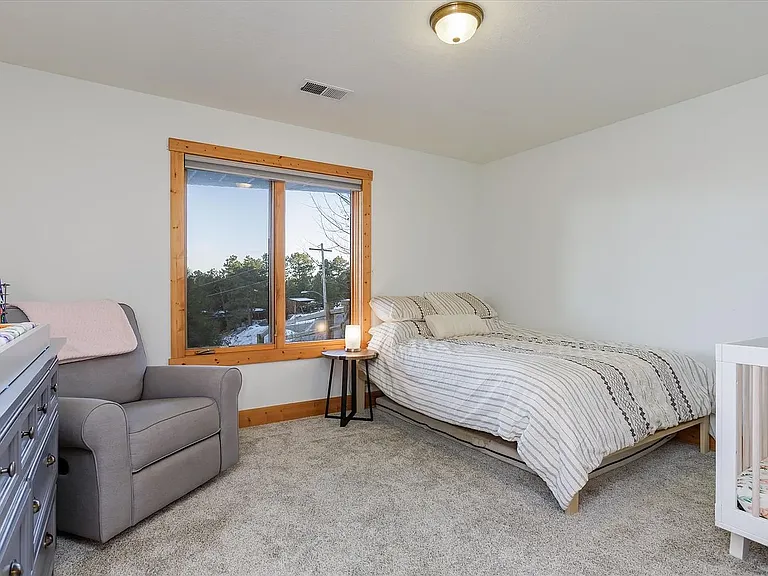 53 Paradise Rd — Photo 7