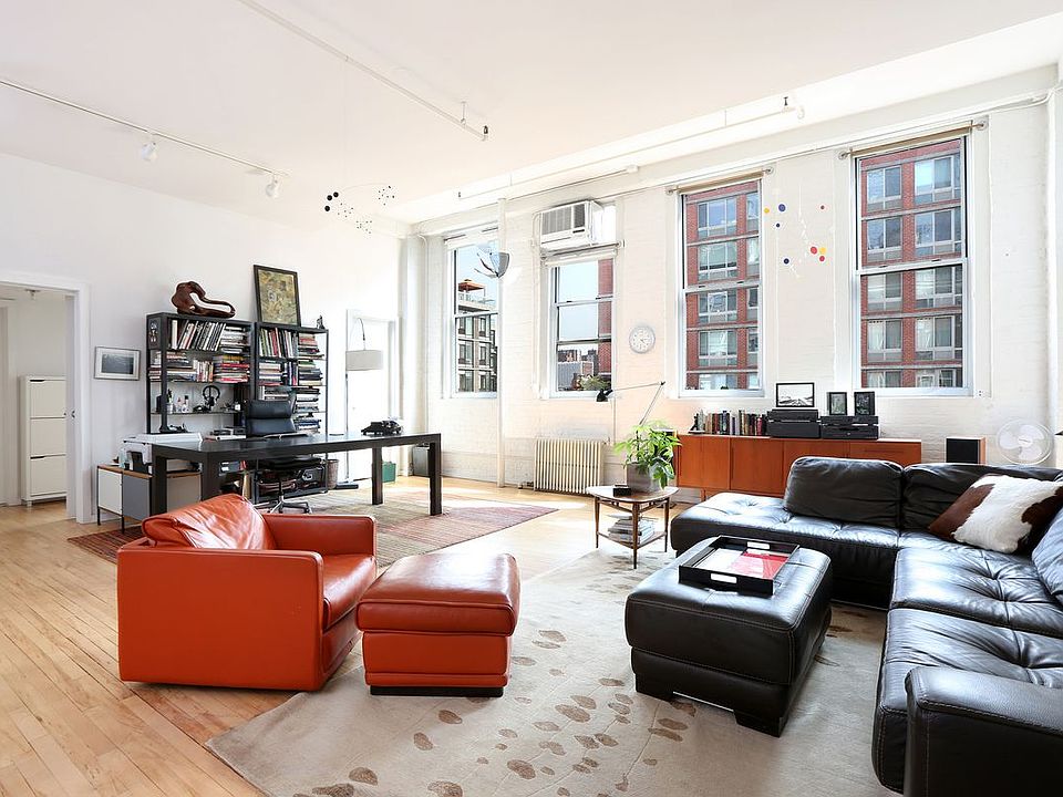 1st image of 521 W 23rd St Floor 8
