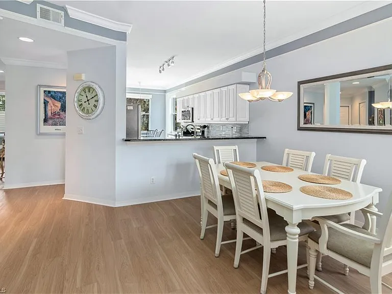 7515 Stoneybrook Dr #811 — Photo 8