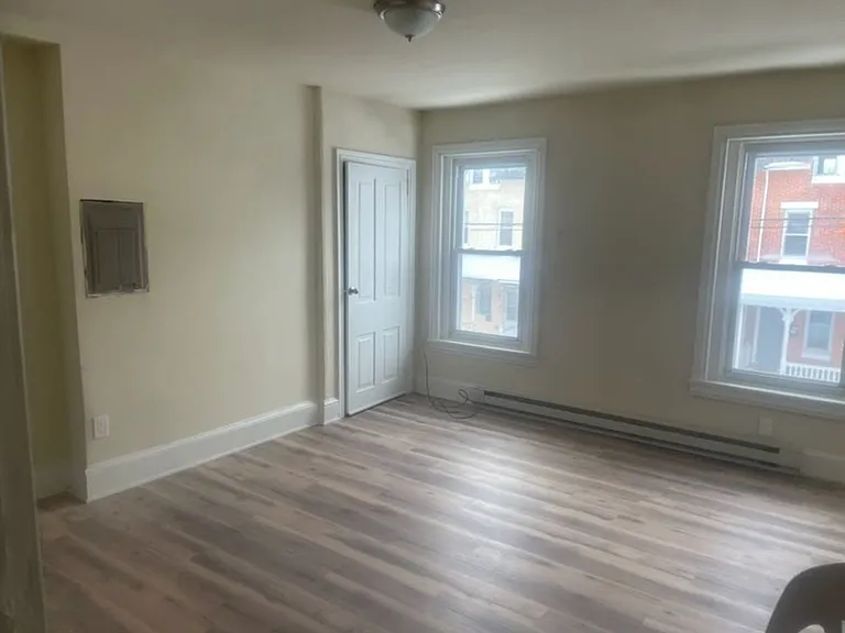729 W Lafayette St — Photo 13