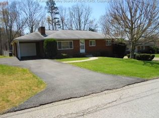 1544 Autumn Rd, Charleston, WV 25314