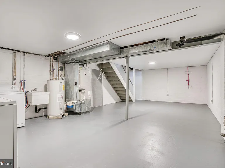 8 Beyda Ct #28 — Photo 16