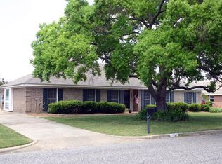 2437 Old Creek Rd, Montgomery, AL 36117