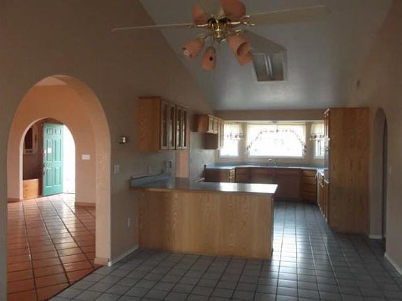 4th image of 4145 S Comanche Dr