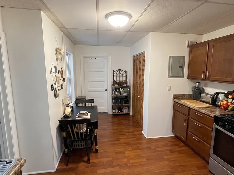 3008 Paulowna Street — Photo 8