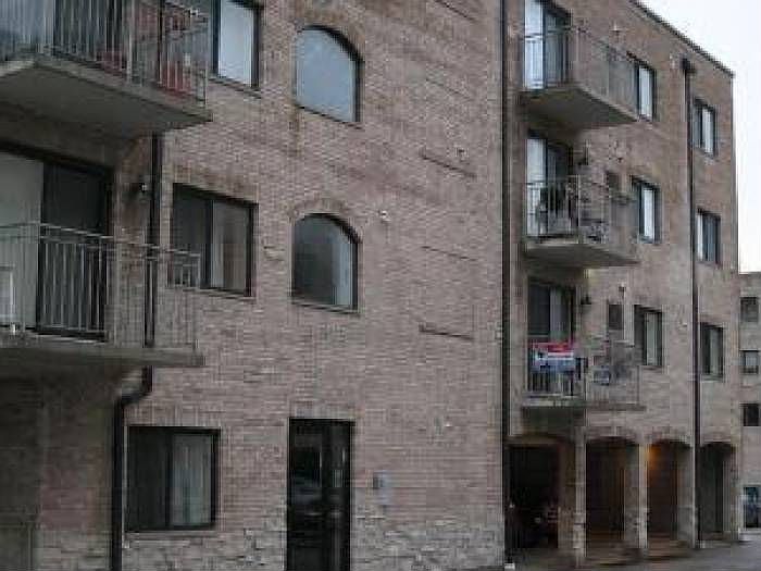 7336 W. 40th 4F, Lyons