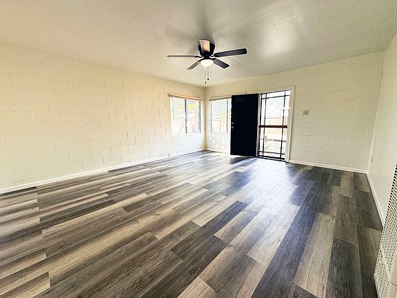 4th image of 18465 4th Ave APT C