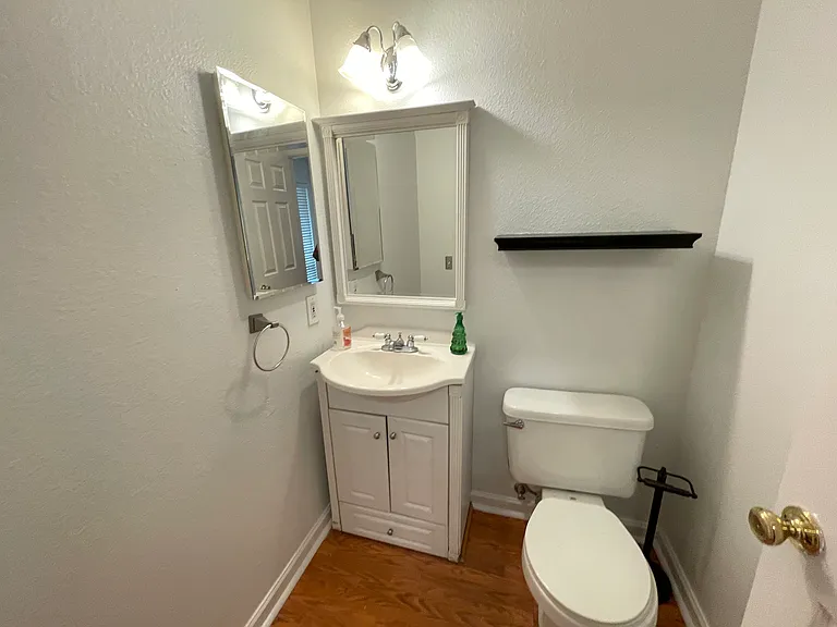 12128 Wilsey Way — Photo 9