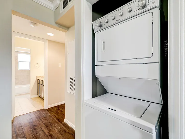Timbergrove — Photo 9