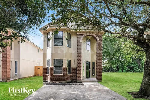 2920 La Estancia Ln Photo 1