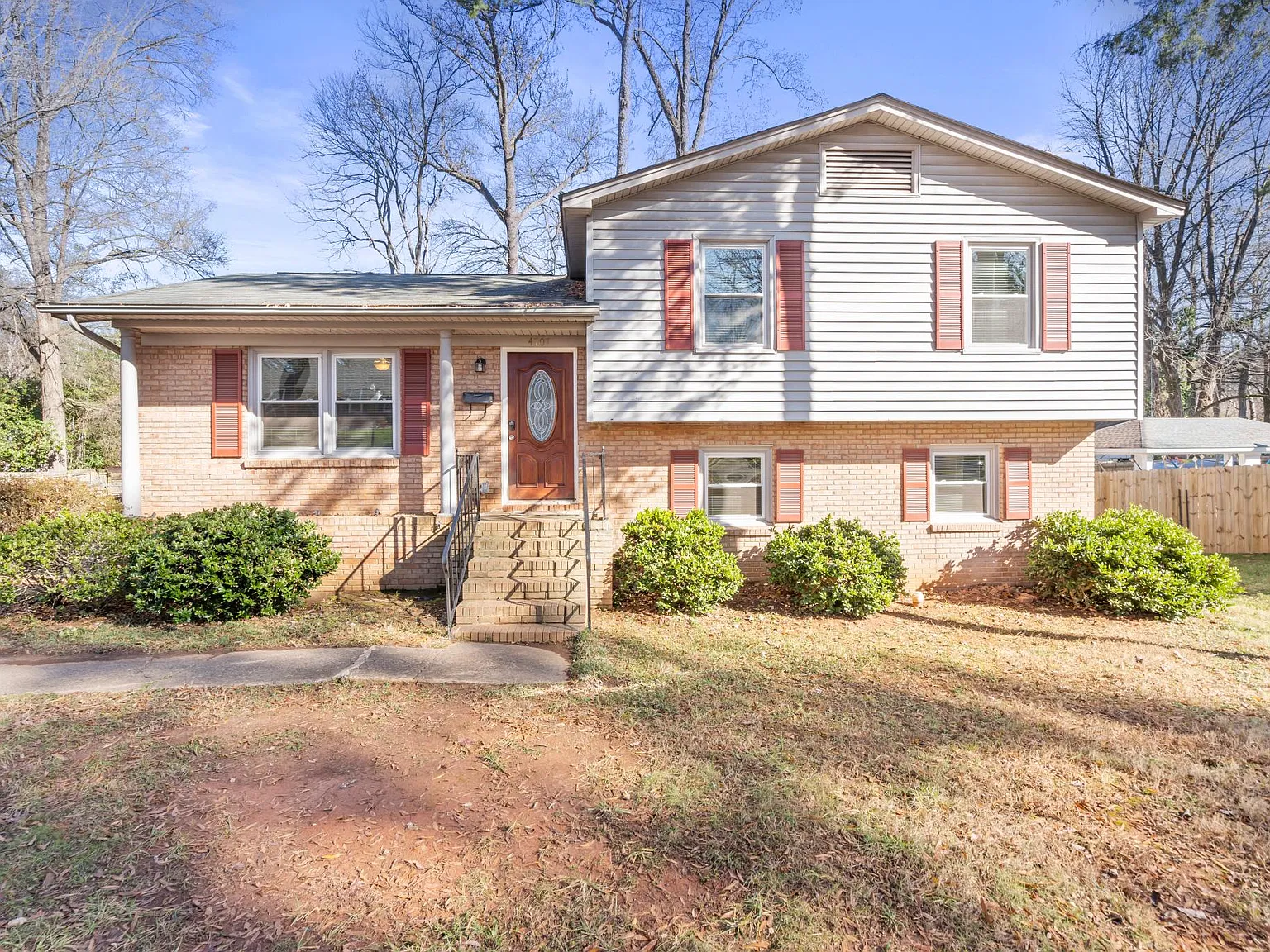4 bed, 1652 sqft, $2,486 — Photo 1