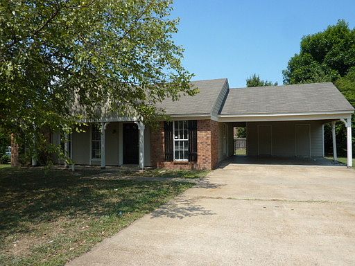1st image of 3510 Shadow Oaks Pkwy