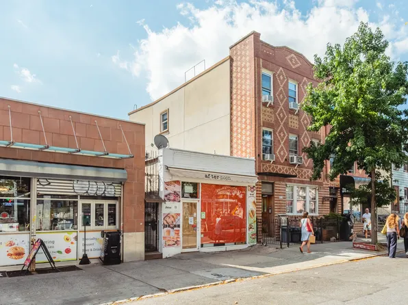 146 North Seventh Street image 1 of 36