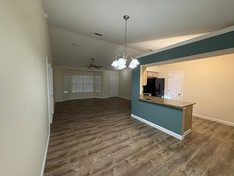 2338 Inverness Rd — Photo 3