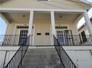 4218 Clara St, New Orleans, LA 70115