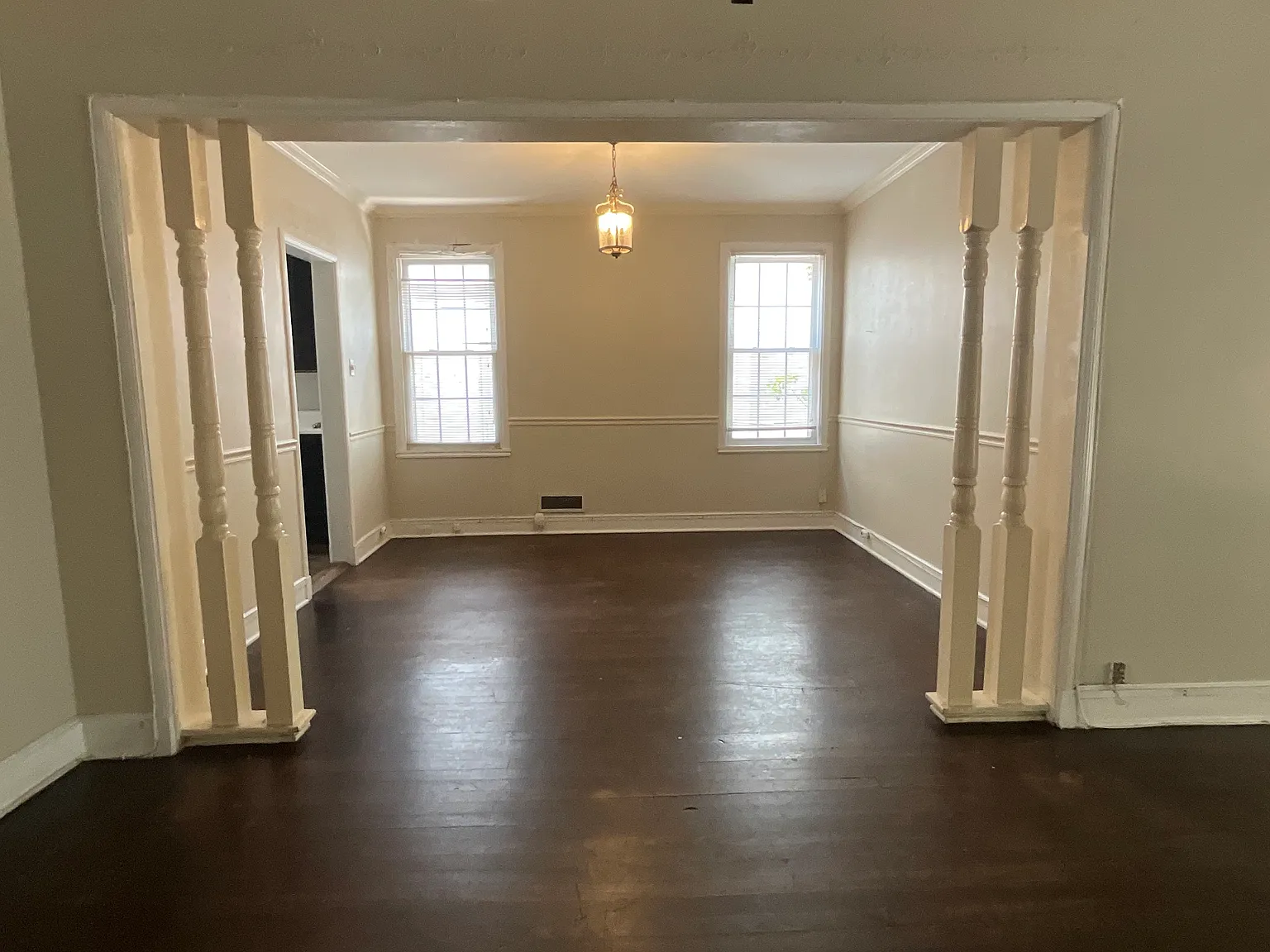 3 bed, 1.5 bath, $1,500 — Photo 4