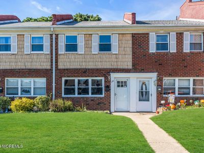 131 Briar Mills Drive, Brick, NJ, 08724