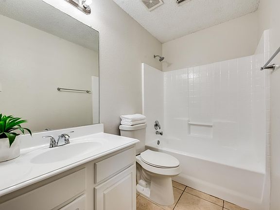 2nd image of 10813 Fawn Valley Dr