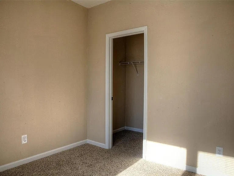 3859 Folsom Ave — Photo 5