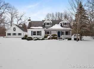 8518 N Arbogast Rd, Howard City, MI 49329