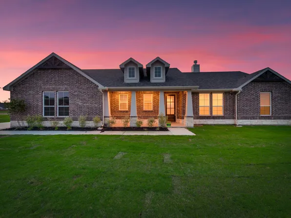 2900 Mossy Oak Dr, Terrell, TX 75161