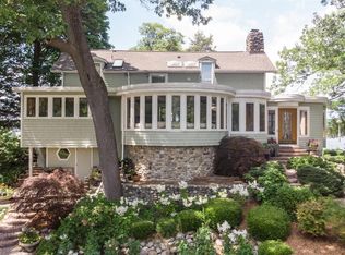 421 Glazier Rd, Chelsea, MI 48118