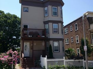 65 Ridgewood St, Dorchester, MA 02122