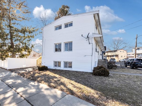 boston-massachusetts-59128928 picture