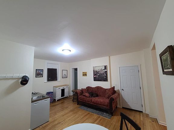 5th image of 240 2nd St #5