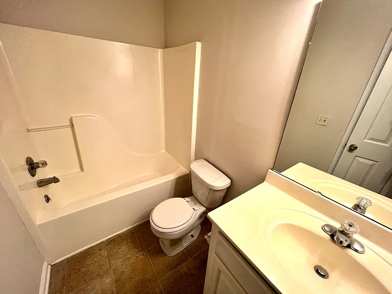 34 Magnolia Glen Ln — Photo 14