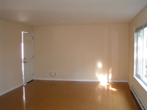 2nd image of 1541 NW 52nd St #500