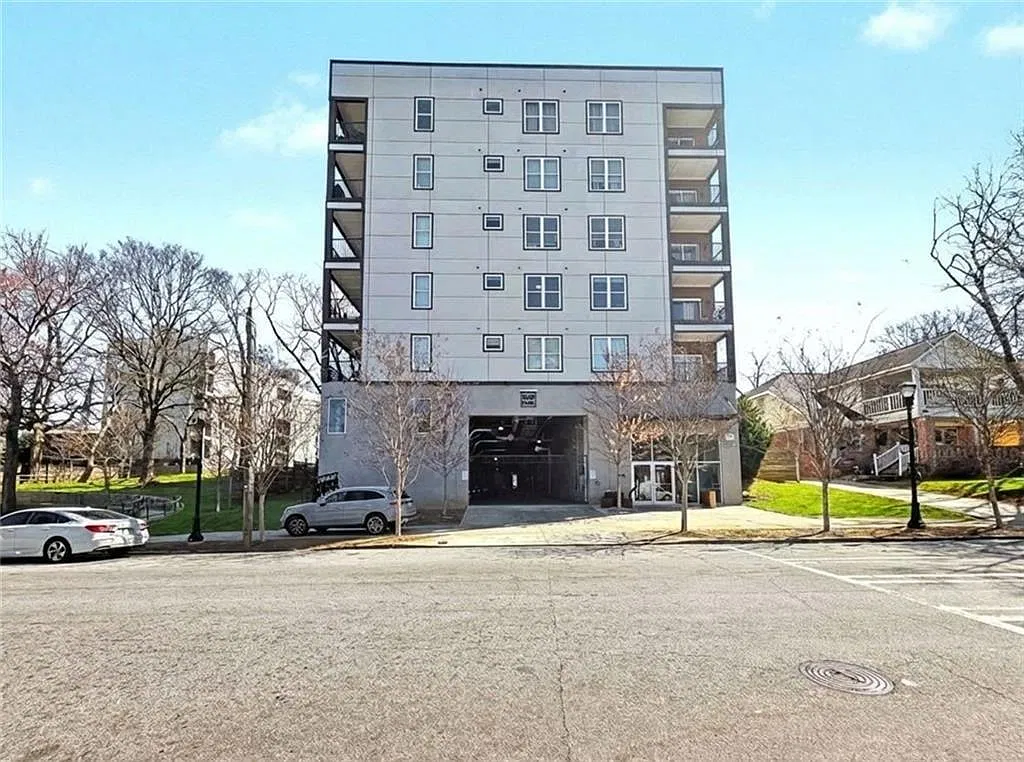 1 bed, 1.0 bath, 657 sqft, $2,200 — Photo 3