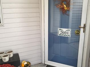 2604 Creekside Dr #68, Newark, DE 19711