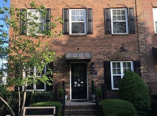 892 Scales Rd, Suwanee, GA 30024