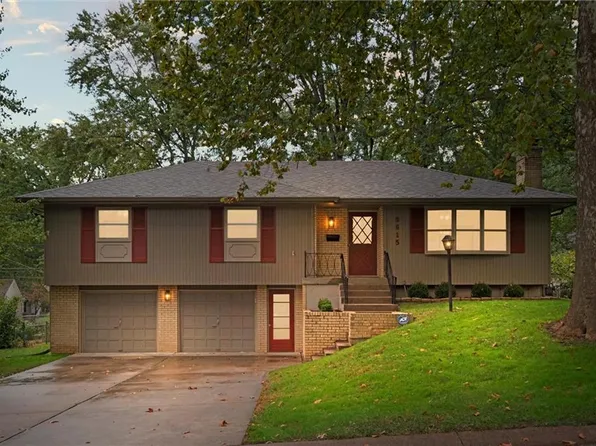 9615 W 92nd Ter, Overland Park, KS 66212