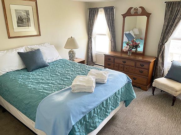 5th image of 173 E Grand Ave #173
