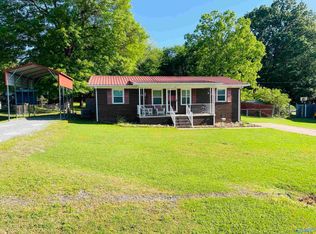 113 Hillsdale Dr, Scottsboro, AL 35769