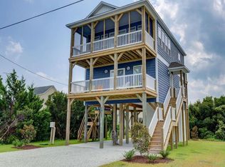 1517 Wahoo St, Sneads Ferry, NC 28460
