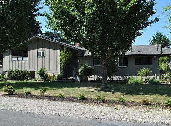 2nd image of 13709 SE Laurie Ave